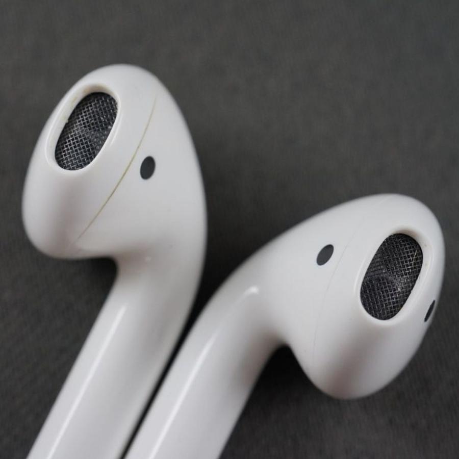 Apple AirPods with Charging Case エアーポッズ イヤホン チャージングケース USED美品 第二世代 Bluetooth MV7N2J/A 完動品 中古 V9119｜wit-yshop｜05