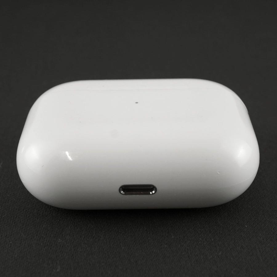 Apple AirPods Pro 充電ケースのみ USED美品 第一世代 Apple AirPods Pro 充電ケースのみ USED美品 第一世代