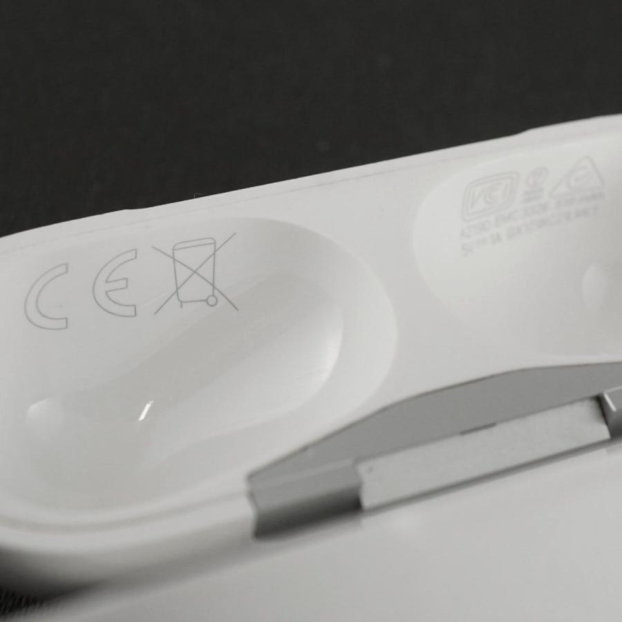 Apple AirPods Pro 充電ケースのみ USED美品 第一世代 Apple AirPods Pro 充電ケースのみ USED美品 第一世代