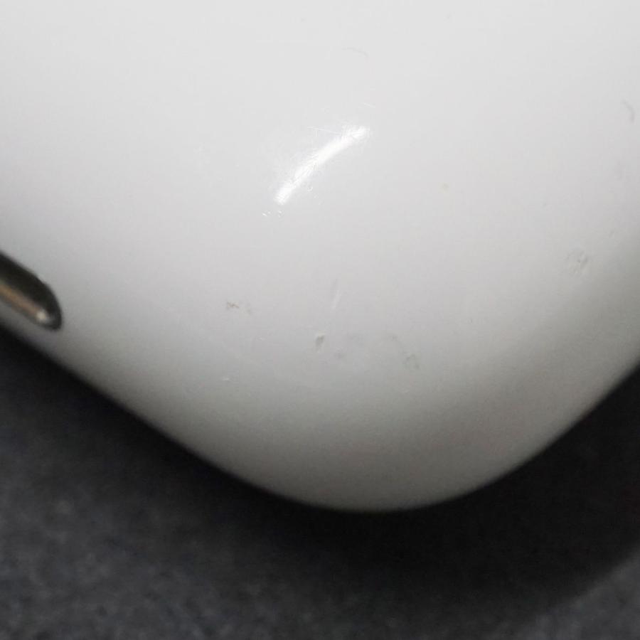 Apple Apple AirPods with Charging Case エアーポッズ 充電ケースのみ