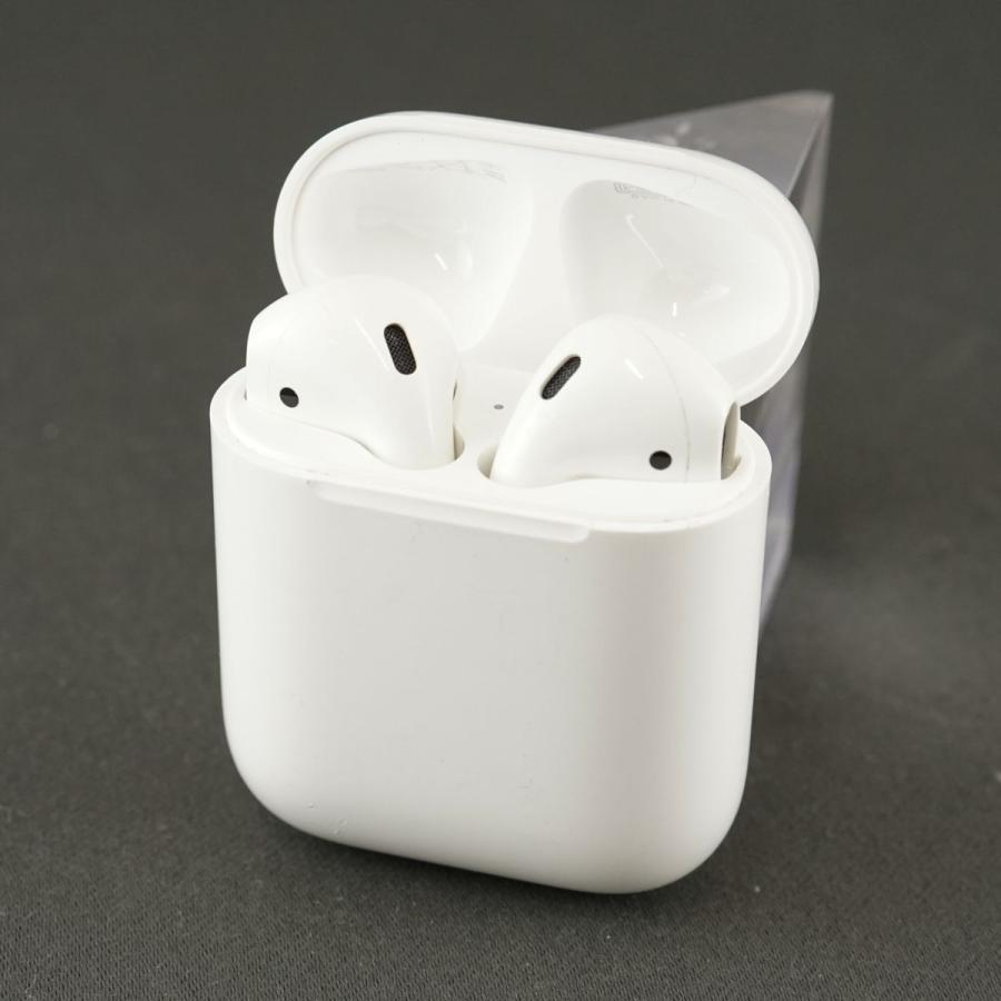 Apple AirPods with Charging Case エアーポッズ ワイヤレスイヤホン 