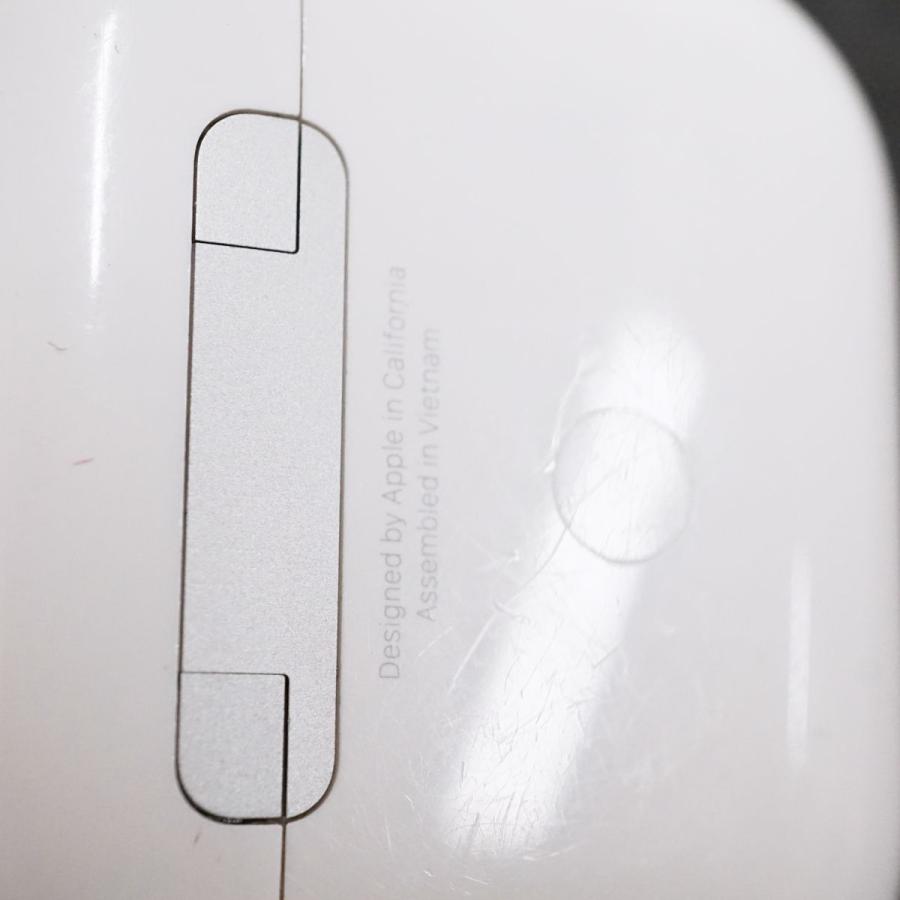 AirPods 第3世代 Apple MagSafe 充電ケース付き MagSafe充電ケース付きAirPods（第3世代）[整備済製品] - Apple（日本）