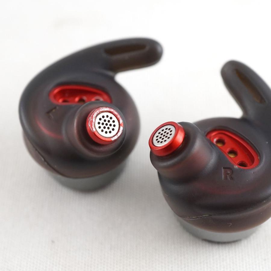 JBL（ジェイビーエル） JBL Reflect Flow ワイヤレスイヤホン USED美品