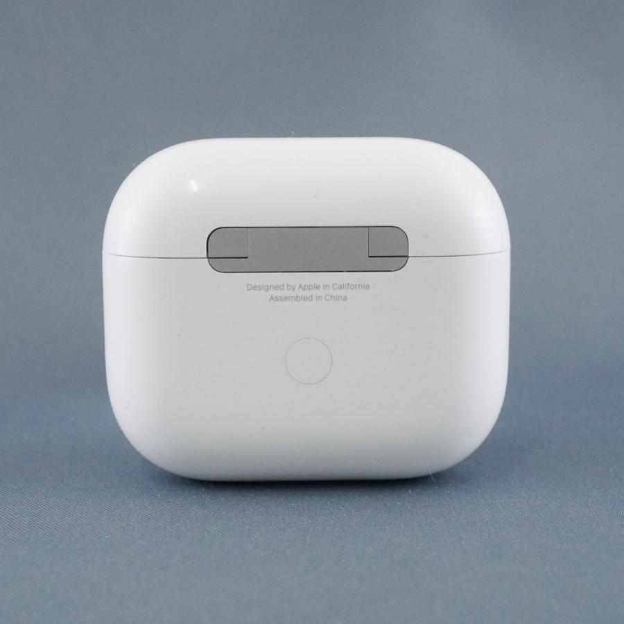 未使用　Apple AirPods Pro 第3世代 充電ケースのみ Apple Apple AirPods 第三世代 MagSafe充電ケースのみ USED美品 A2566