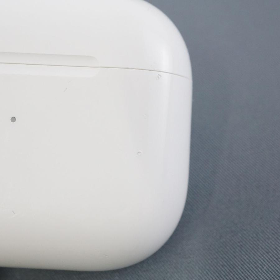 Apple Apple AirPods 第三世代 MagSafe充電ケースのみ USED美品 A2566