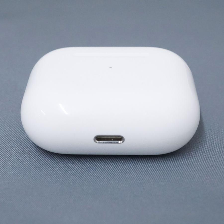 AirPods 第3世代 本体 充電ケース付き（ジャンク品）おまけ付き Apple Apple AirPods 第三世代 充電ケースのみ A2897 USED品 ライト二