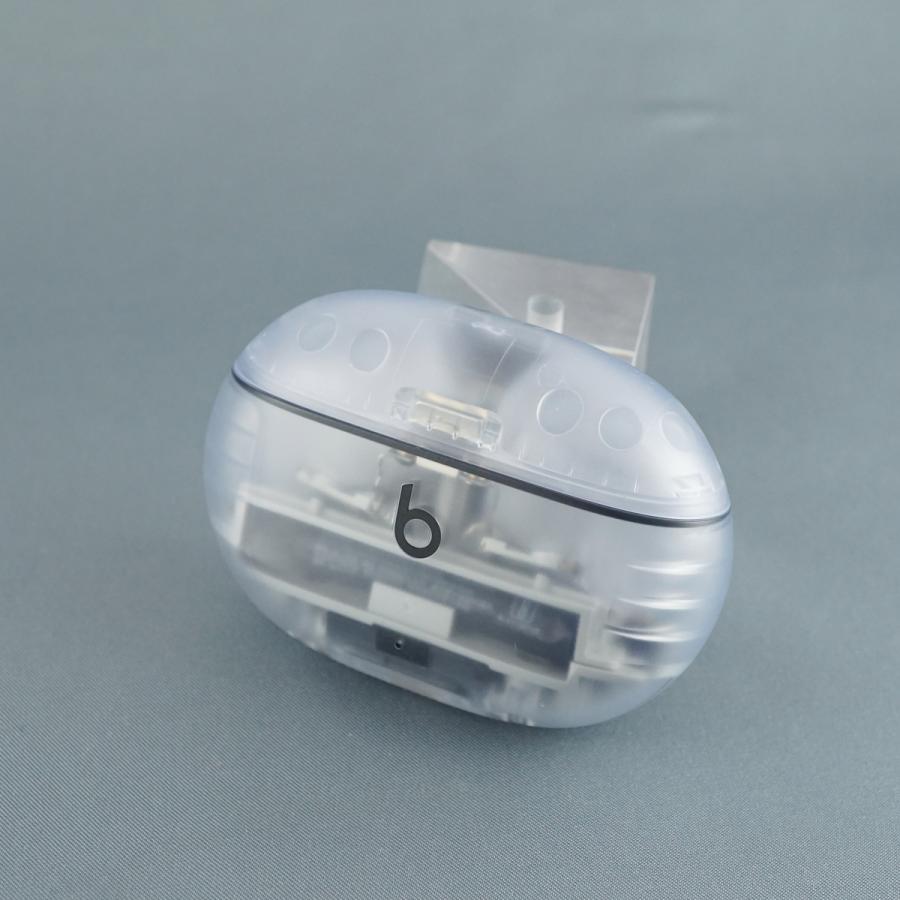 Beats by Dr.Dre Studio Buds+ 充電ケースのみ USED美品 ワイヤレスイヤホン 充電器 チャージングケース A2870 アイボリー 完動品 V0613 Beats by Dr. Dre Beats by Dr.Dre Studio Buds+ 充電ケースのみ USED