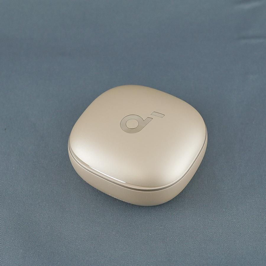 【美品】ANKER Liberty4 ゴールド ワイヤレス 充電ケースケーブル付 Soundcore（Anker） Anker Soundcore Liberty4 充電ケースのみ USED品