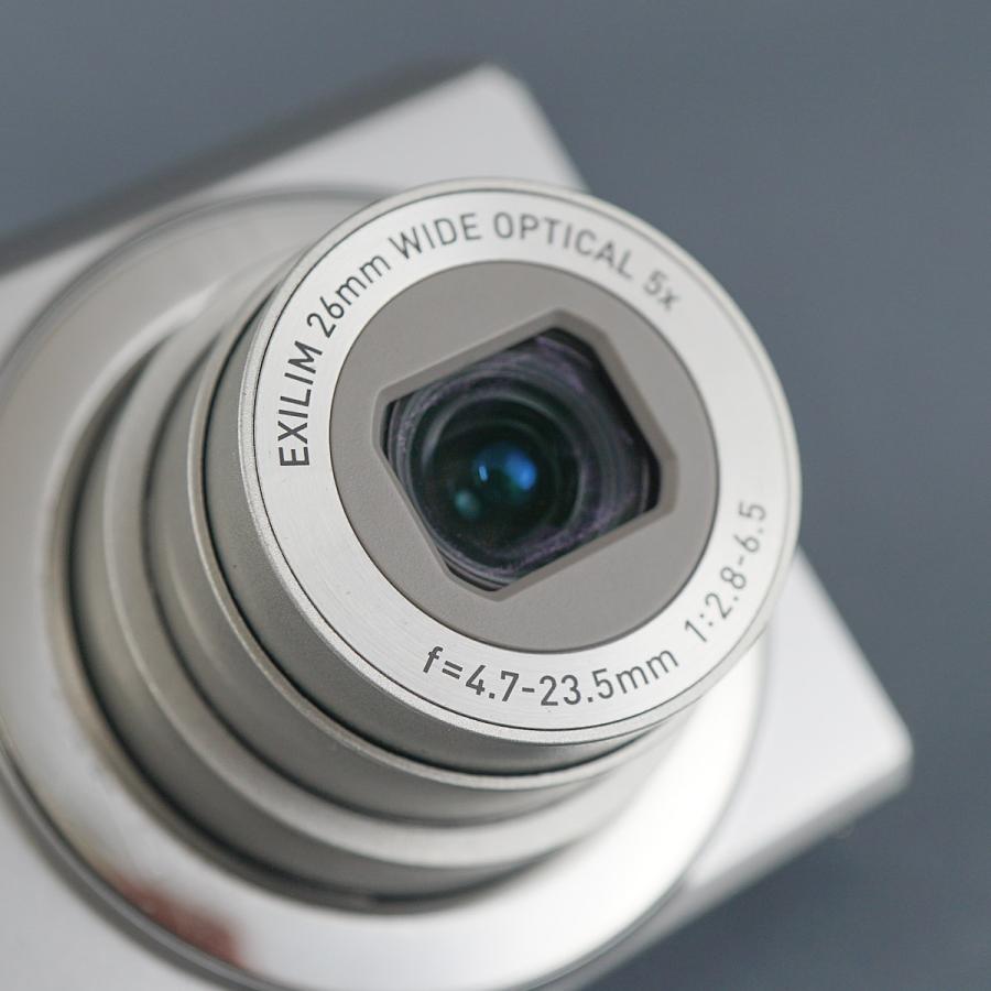 EXILIM CASIO EX-ZS5 デジタルカメラ USED美品 本体+バッテリー