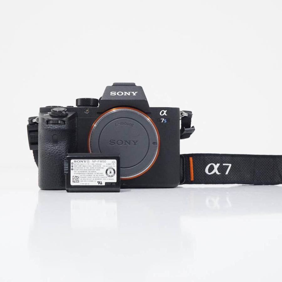 α7 SONY α7S II ILCE-7SM2 ボディ USED美品 ミラーレス一眼 α7 SONY α7S II ILCE-7SM2 ボディ USED美品 ミラーレス一眼