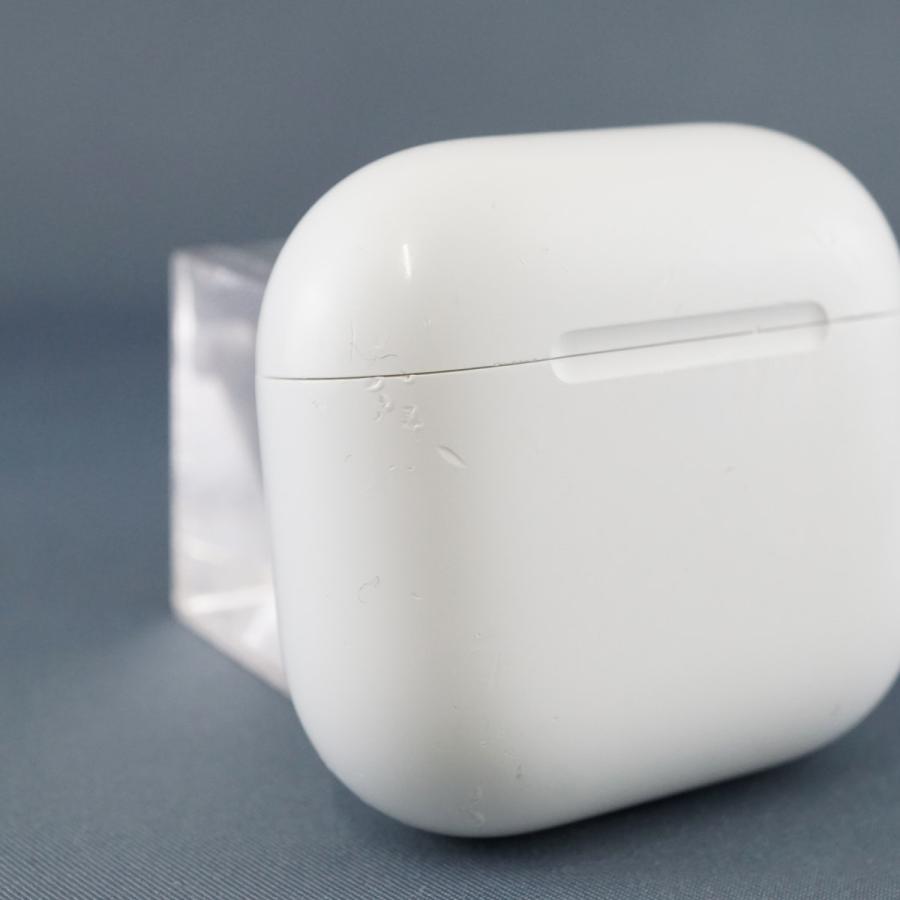 Apple Apple AirPods 4 充電ケースのみ USED品 ノイズキャンセリング