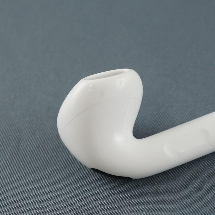 Apple Apple AirPods 4 右イヤホンのみ USED美品 ノイズキャンセリング
