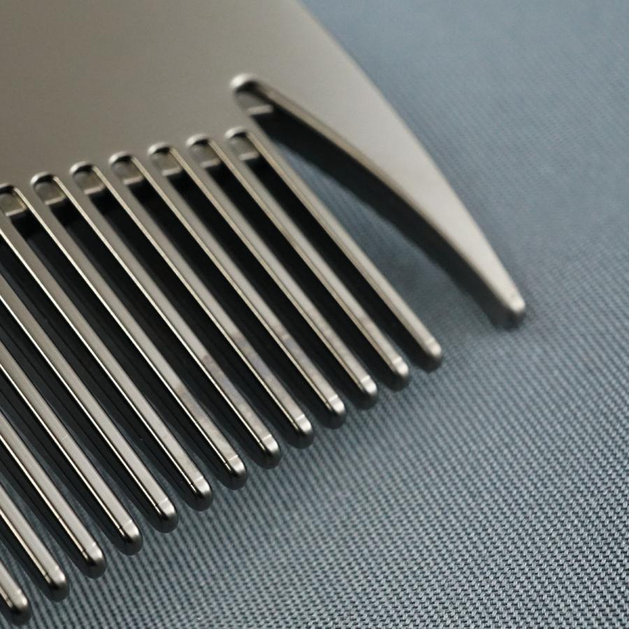 LOVECHROME（ラブクロム） (R)INBATHツキ コーム USED美品 プレミアム