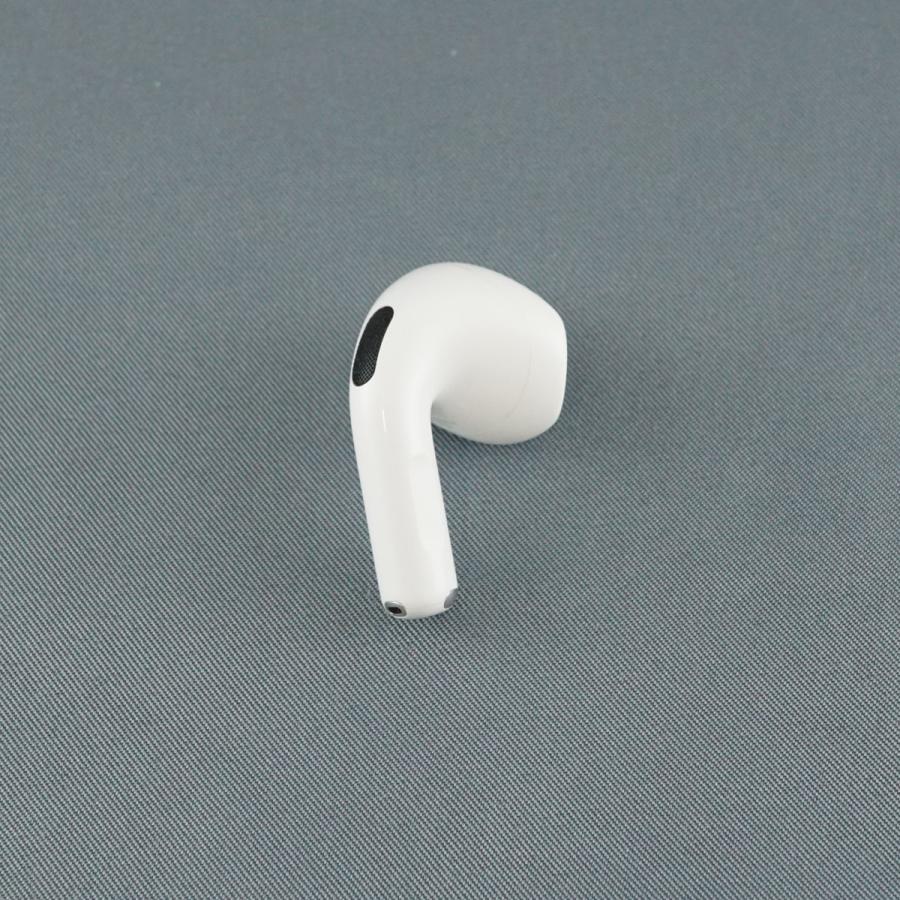 (購入後半年)AirPods4 本体 片耳のみ聞こえる Apple Apple AirPods 4 右イヤホンのみ USED品 ノイズキャンセリング