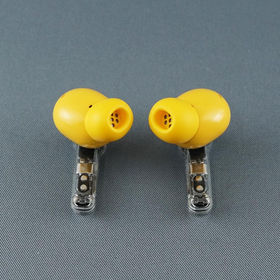 Nothing Ear(a) イエロー　美品中古 Nothing Nothing ear (a) 完全ワイヤレスイヤホン USED美品 ノイズ
