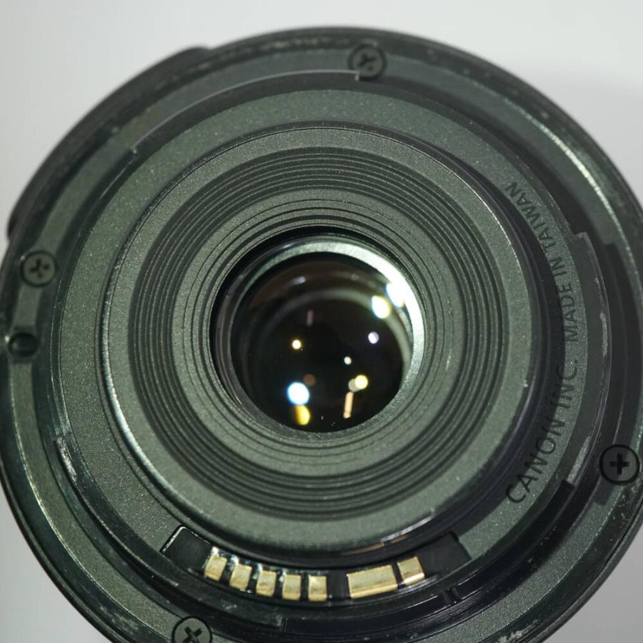 EOS Kiss Canon REBEL T7 (国内EOS X90同等) + EF-S18-55mm F3.5-5.6