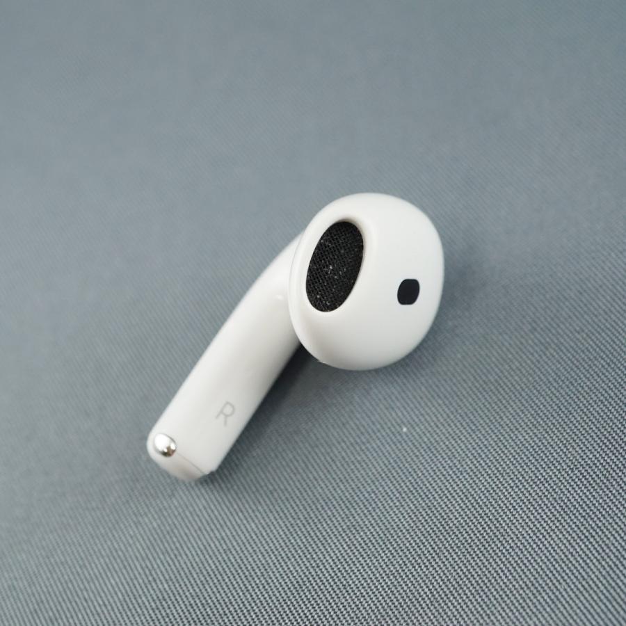 Apple Apple AirPods 4 USED美品 ノイズキャンセリング搭載 第四世代