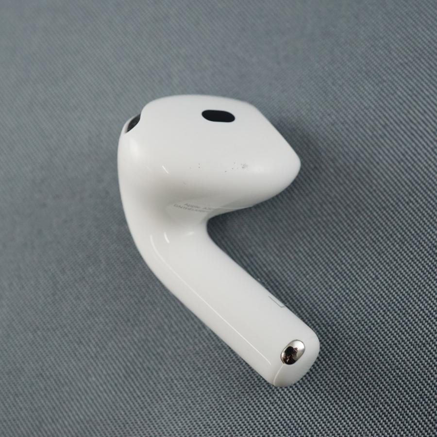 Apple Apple AirPods 4 USED美品 ノイズキャンセリングなし 第四世代