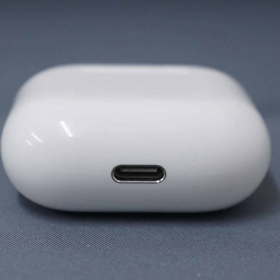 Apple Apple AirPods 4 USED品 ノイズキャンセリングなし 第四世代
