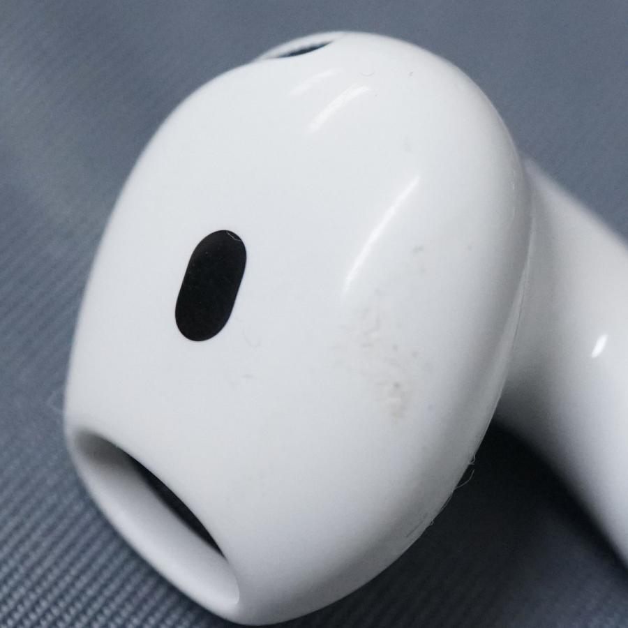 Apple Apple AirPods 4 USED品 ノイズキャンセリングなし 第四世代