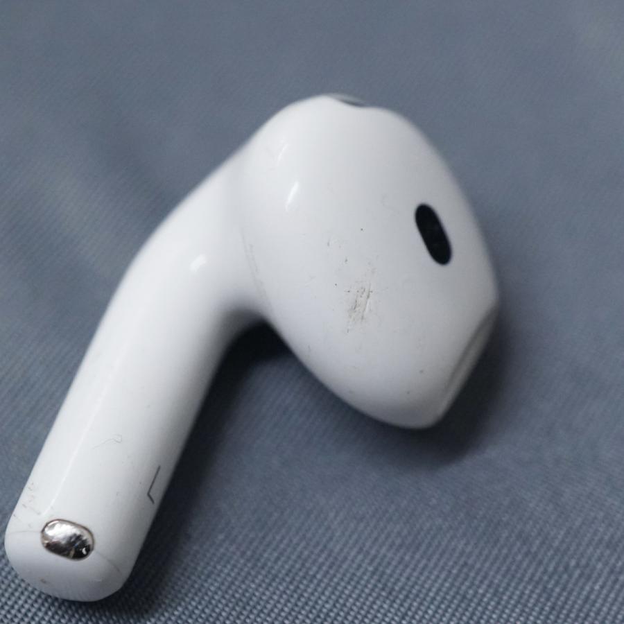 Apple Apple AirPods 4 USED品 ノイズキャンセリングなし 第四世代