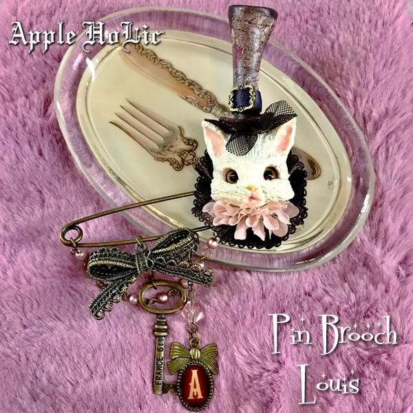 ピンブローチ White Cat Louis・白猫 ルイス ハンドメイド 