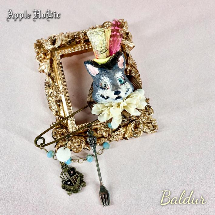 ピンブローチ Gray Wolf Baldur・灰色狼バルドゥル ハンドメイド 