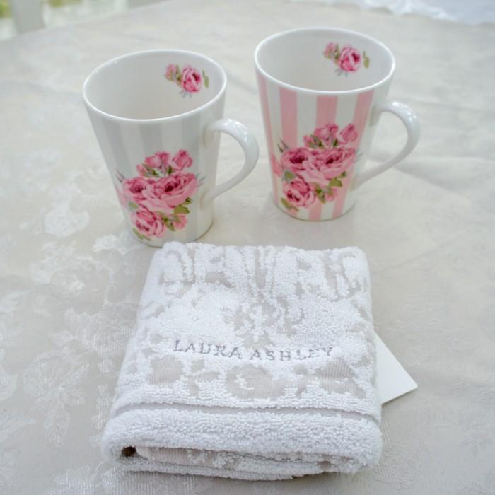 ペアマグタオル付ギフト ローラアシュレイ 薔薇 ローズ マグカップ 2個セット ウォッシュタオル ギフトセット E 752 013 Withheart 通販 Yahoo ショッピング