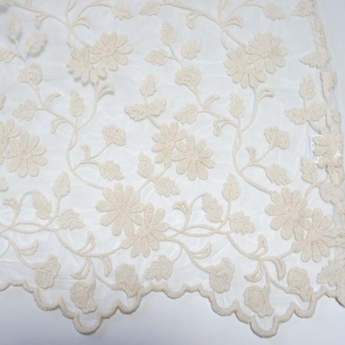 淳子 【3枚】花柄刺繍カフェカーテン 120×60 cm 新品未使用 淳子様専用 【3枚】花柄刺繍カフェカーテン 120×60 cm 新品未