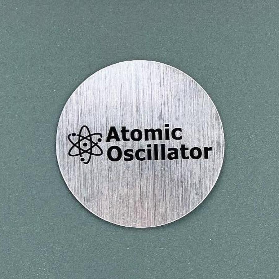 アトミック オシレーター Atomic Oscillator サークルタイプ 2個セット (4枚) 円形 振動入力技術 応力分散性 貼るだけ シールタイプ Speedhack スピードハック |  | 01