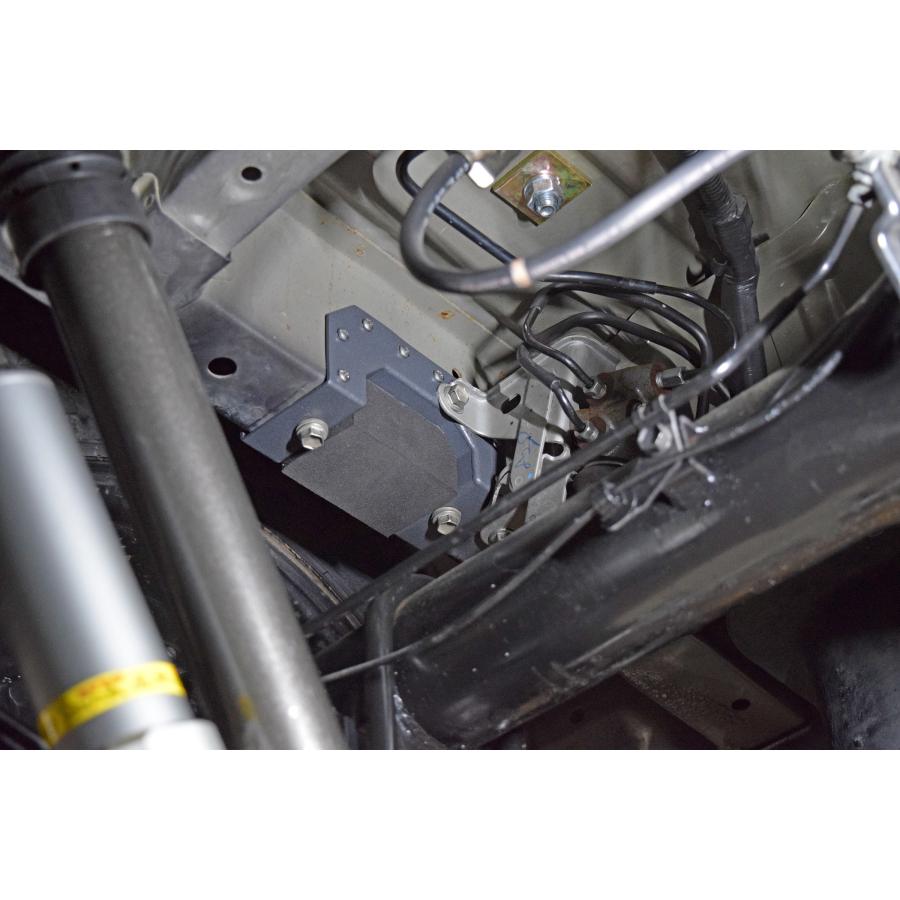 即納可 在庫有】ハイエース 200系用 ボルトオン Cノッチキット 車検