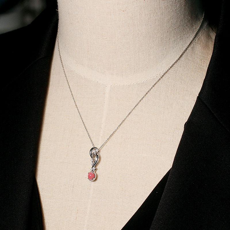 ペンダントトップ 天然コンク真珠0.71ct色良く火炎模様見えるプラチナ