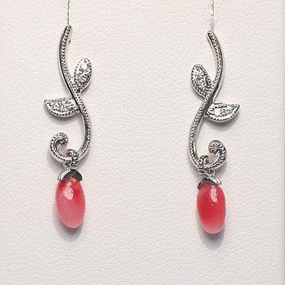 ピアス コンクパールピアス1.38ctリーフデザイン プラチナ 外れないと