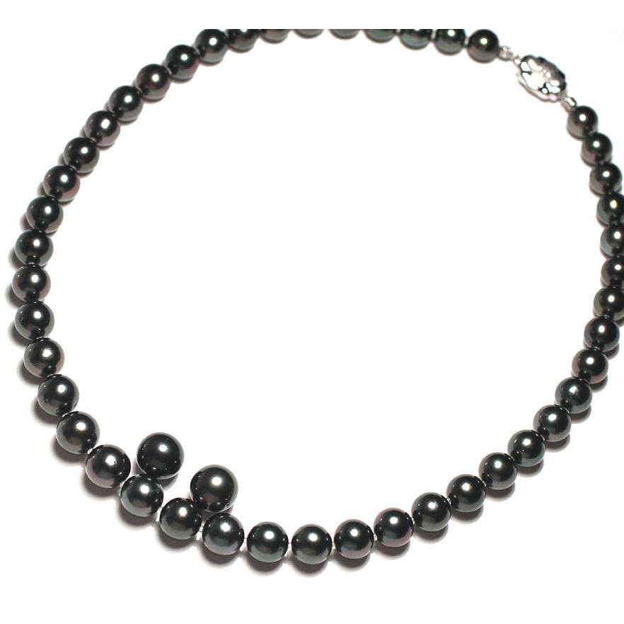 ネックレス 黒蝶真珠8.4-10.6mmネックレス47cm＆11.5mmペアセット テリ最強 オーロラピーコック鑑別書SK135680付属 高機能ケースパールキーパー冠婚葬祭 |  | 05
