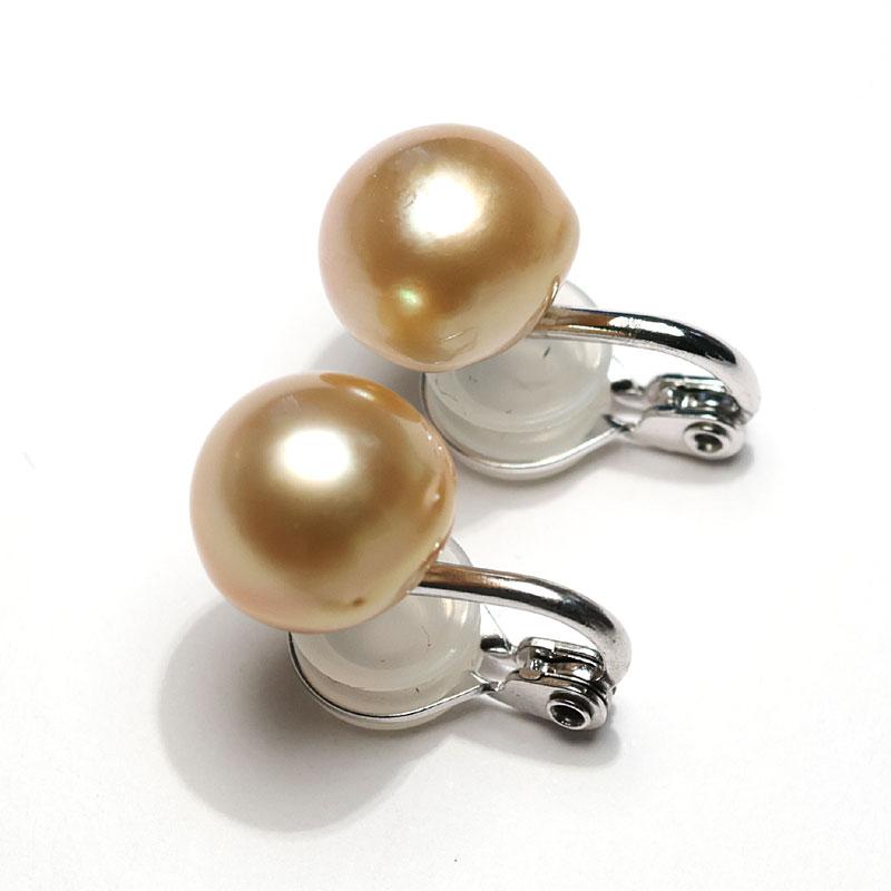 イヤリング ゴールド色 シロチョウパール幅10.7mm×11mm 白蝶真珠  