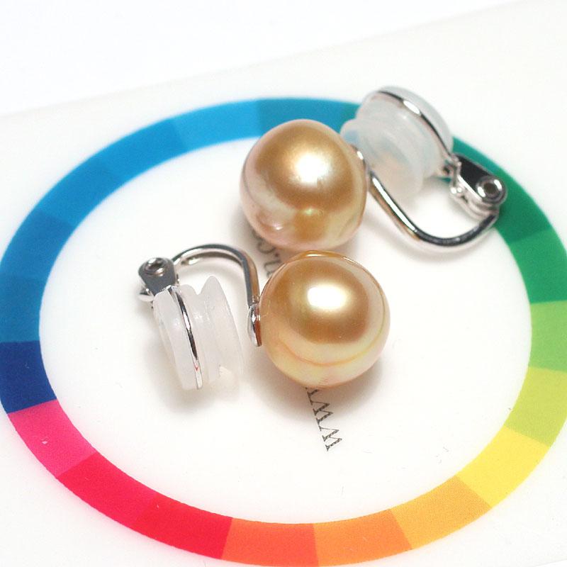 イヤリング ゴールド色 シロチョウパール幅10.7mm×11mm 白蝶真珠  