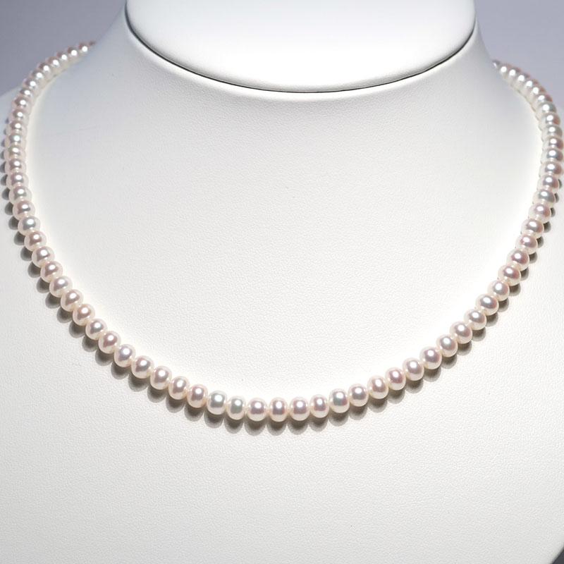 ネックレス 淡水パール約42cm〜46.5cmアジャスターで長さ調整 幅約5-5.5mm SILVER金メッキ 引き輪式 ボタン形 白色 ケース入り レターパックライトポスト投函の画像