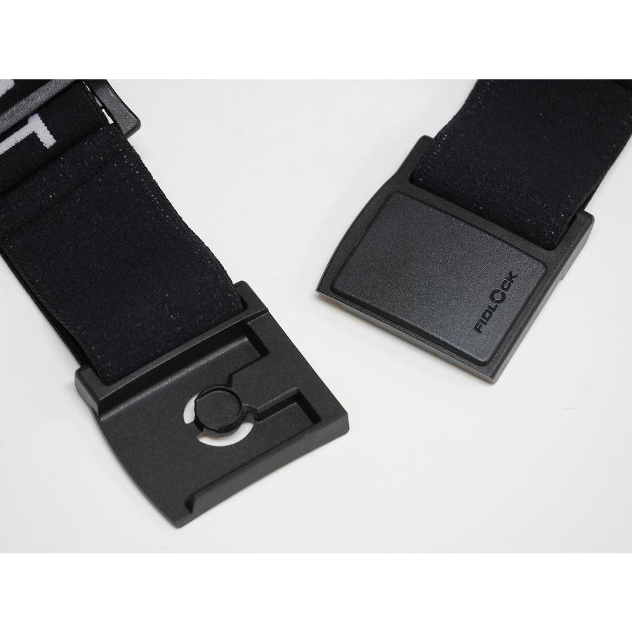 新品:SALE】25 REVOLT SUPER LIGHT FRAME 偏光 調光レンズ 新品:SALE】25 REVOLT SUPER LIGHT FRAME 偏光 調光レンズ