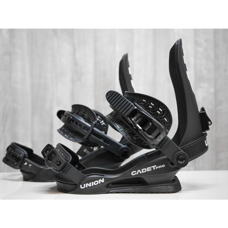 UNION Cadet Pro Mサイズ　黒　＋おまけ付き 新品】26 UNION CADET PRO - BLACK Mサイズ 正規品 保証付 キッズ