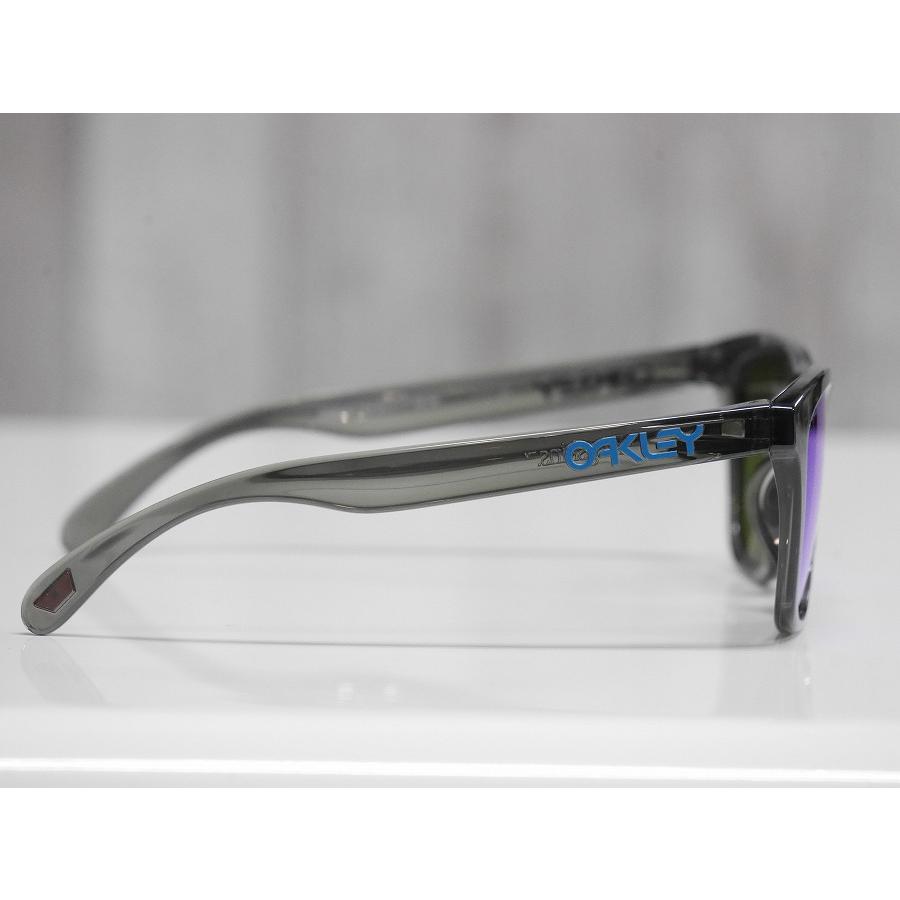 OAKLEY（オークリー） サングラス Frogskins - Grey Smoke / Prizm
