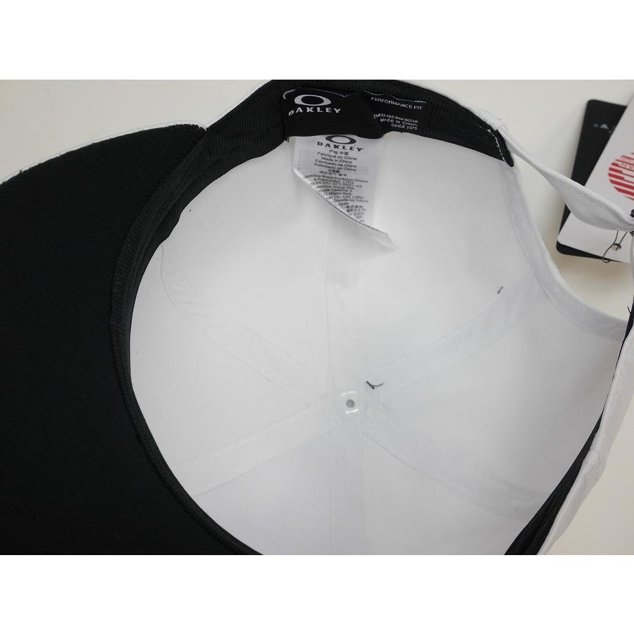 【人気】Oakley ホワイト キャップ パフォーマンスフィット OAKLEY 25 オークリー キャップ ESSENTIAL BK LOGO CAP FA 24.0