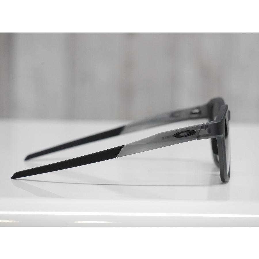 OAKLEY（オークリー） サングラス SHACKLE - Matte Grey Smoke / Prizm