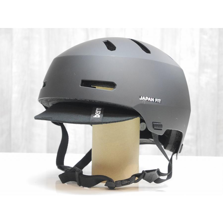 bern ヘルメット MACON VISOR 2.0 - Matte Black - ALL SEASONモデル