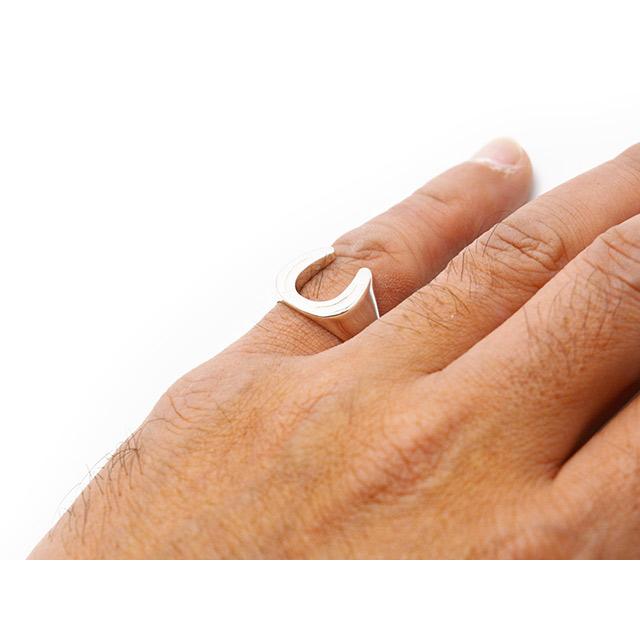 値下済 【希少サイズ 美品】rats HORSE SHOE RING 7号 値下済 【希少サイズ 美品】rats HORSE SHOE RING 7号 - メルカリ
