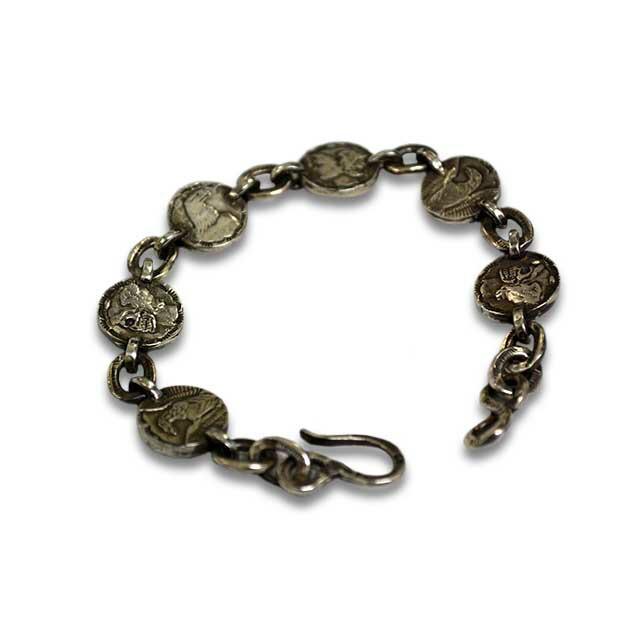 CHOOKE/チョーク】「Two Face Chain Bracelet/トゥーフェイスチェーンブレスレット」(C-13)(オールドコイン/ネイティブアクセサリー/プレゼント/ウルフパック) : WOLF PACK Yahooストア店 - 通販 - Yahoo!ショッピング CHOOKE/チョーク】「Two Face Chain Bracelet/トゥーフェイスチェーンブレスレット」(C-13)(オールドコイン/ネイティブアクセサリー/プレゼント/ウルフパック) : WOLF PACK Yahooストア店 - 通販 - Yahoo!ショッピング
