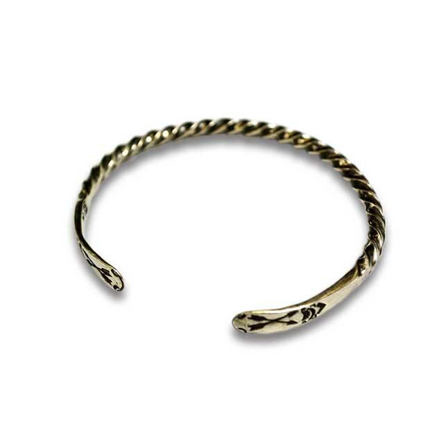 CHOOKE/チョーク】「Twist Crossarrow Arrow Bangle”Narrow”/ツイスト