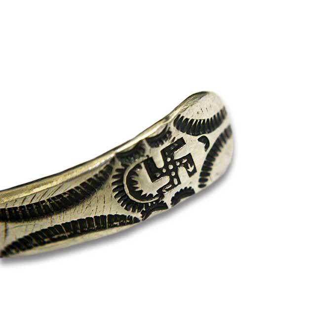 CHOOKE/チョーク】「Square Swastika Bangle”Wide”/スクエア