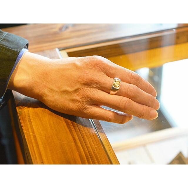 【FIRST ARROW's/ファーストアローズ】「Square Stamp Stand Ring with K18/K18付きスクエア印台リング」(R-171)(ネイティブ/アクセサリー/ウルフパック)の画像