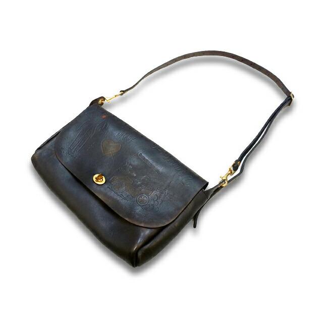 全2色【GLAD HAND/グラッドハンド】×【vasco/ヴァスコ】「Leather 3Way Clutch Bag”GLAD POSTALS”/レザー3ウェイクラッチバッグ”グラッドポスタルズ”」の画像