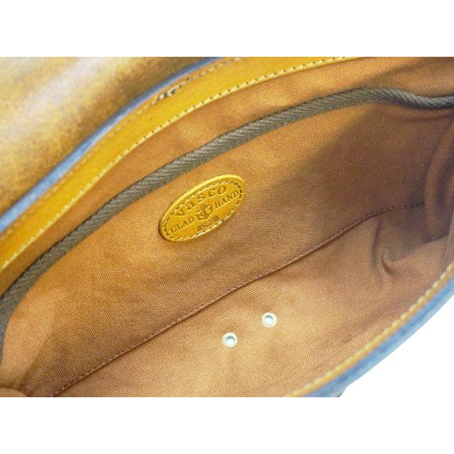 全2色【GLAD HAND/グラッドハンド】×【vasco/ヴァスコ】「Leather 3Way Clutch Bag”GLAD POSTALS”/レザー3ウェイクラッチバッグ”グラッドポスタルズ”」の画像